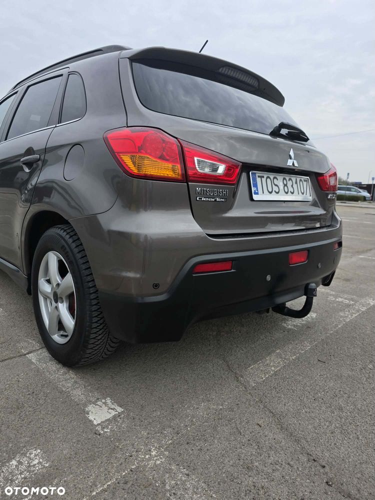 Mitsubishi ASX - 8