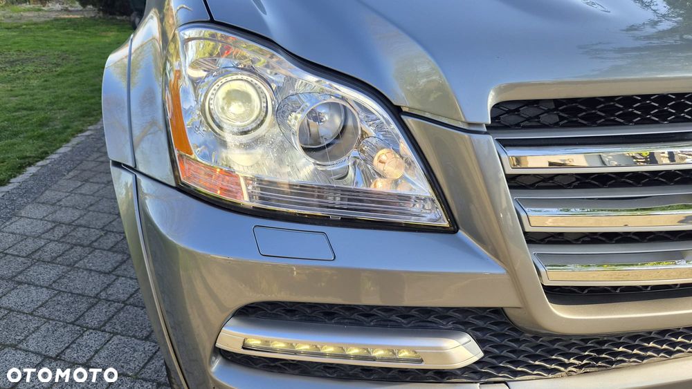 Mercedes-Benz GL 500 4Matic 7G-TRONIC - 11