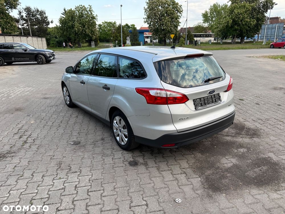 Ford Focus 1.0 EcoBoost Edition - 16