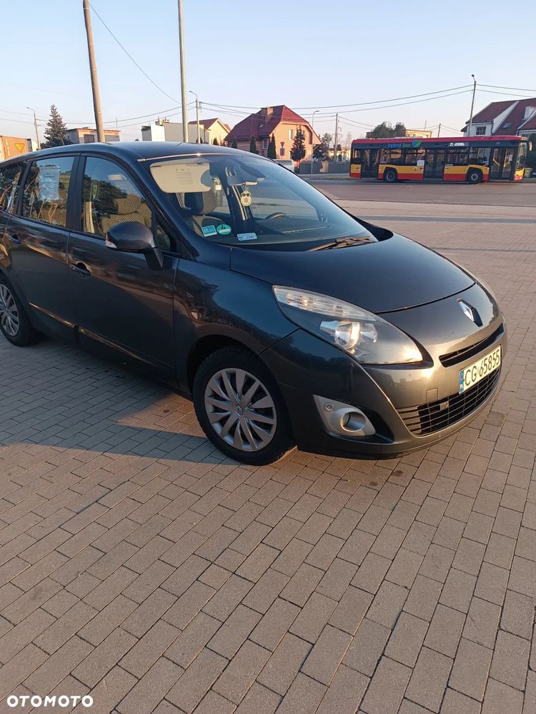Renault Scenic - 14