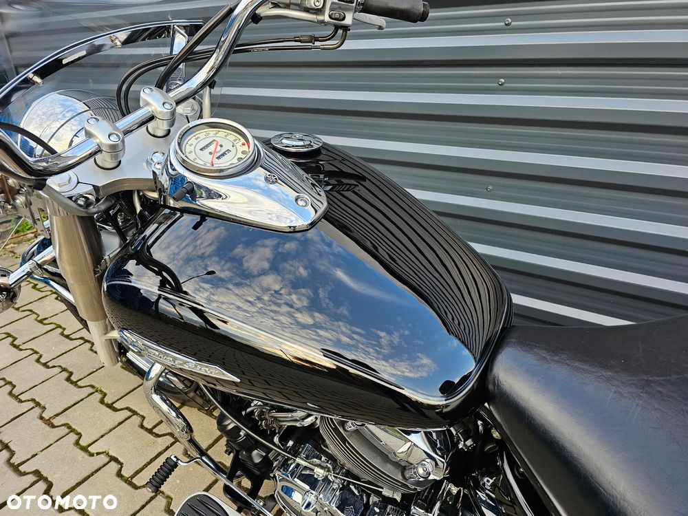 Yamaha XVS - 11