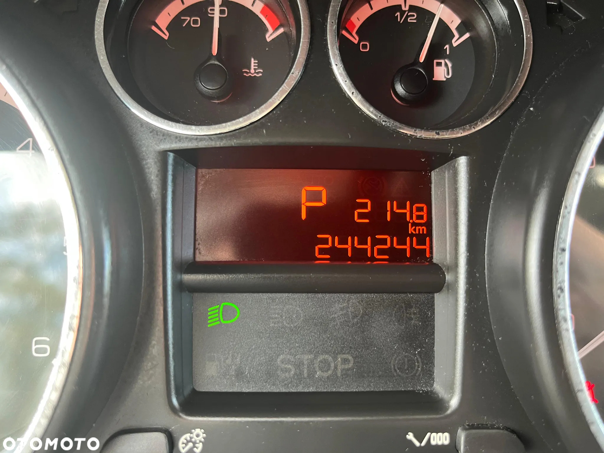Peugeot 308 2.0 HDi Premium - 16