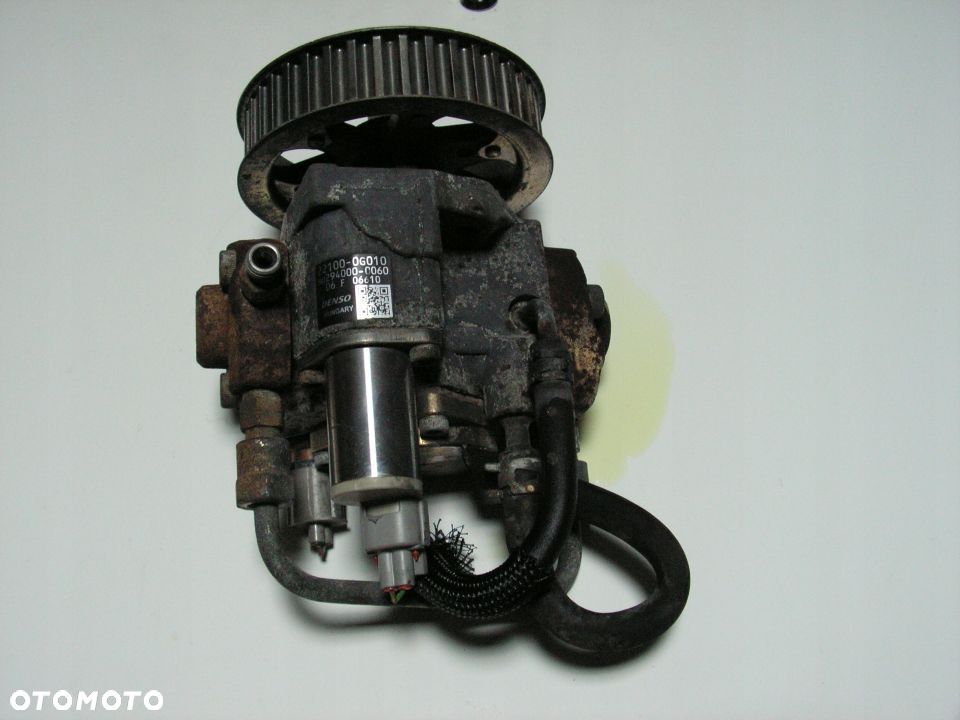 COROLLA VERSO 2,0 D4D 116 POMPA WTRYSKOWA 76 TYŚ K - 3