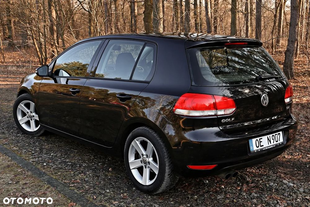 Volkswagen Golf 2.0 TDI DPF Comfortline - 27