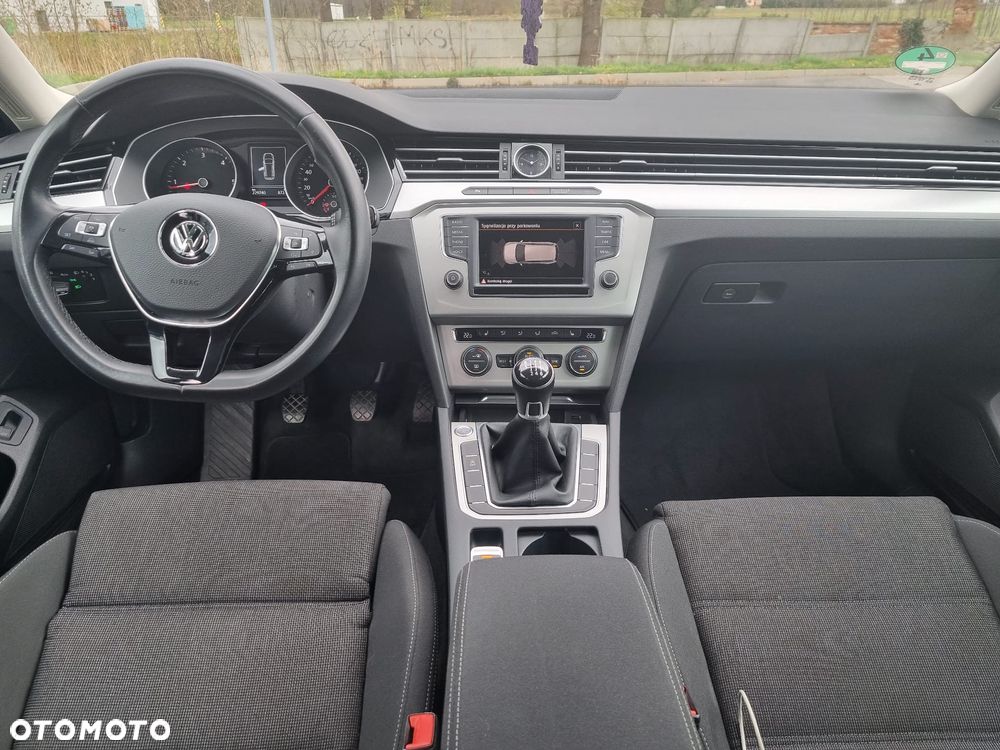 Volkswagen Passat Variant 2.0 TDI (BlueMotion Technology) Comfortline - 22