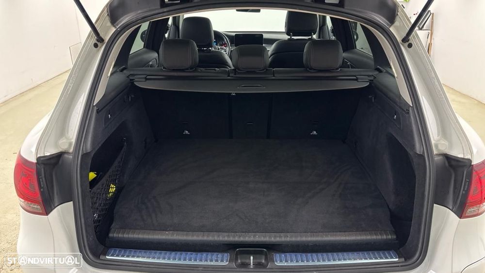 Mercedes-Benz GLC 300 de 4Matic - 8