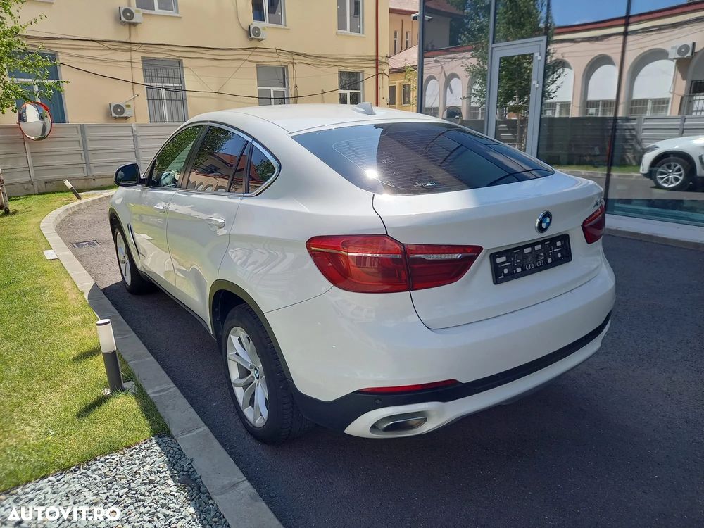 BMW X6 xDrive30d - 10