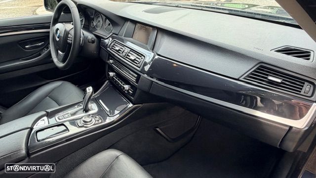 BMW 520 d Auto - 31