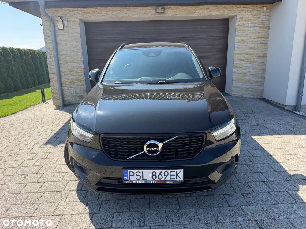Volvo XC 40 D3 SCR R-Design - 4