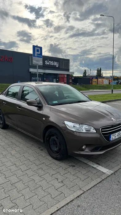 Peugeot 301 - 8