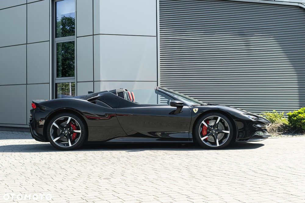 Ferrari SF90 Spider - 3
