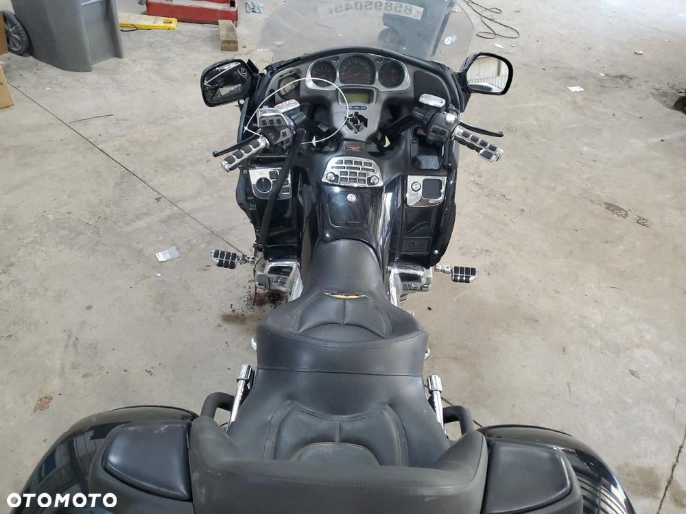 Honda GL - 5
