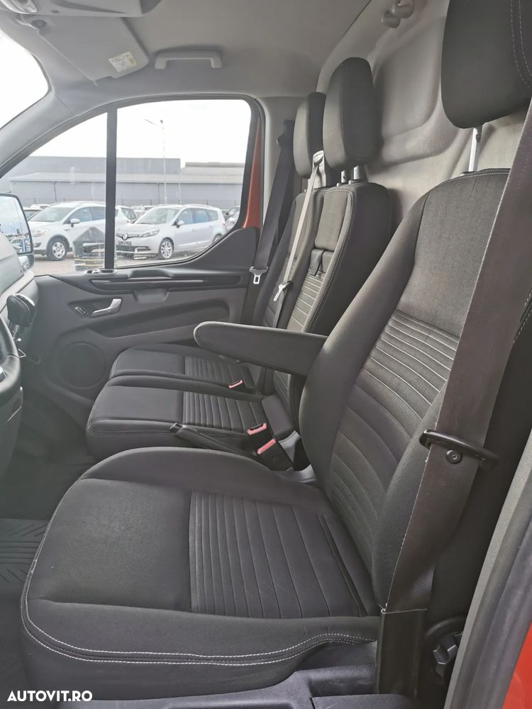 Ford Transit Custom - 12