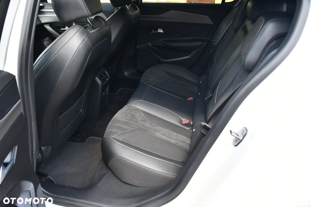 Peugeot 308 1.6 Hybrid PHEV GT Pack EAT8 - 24
