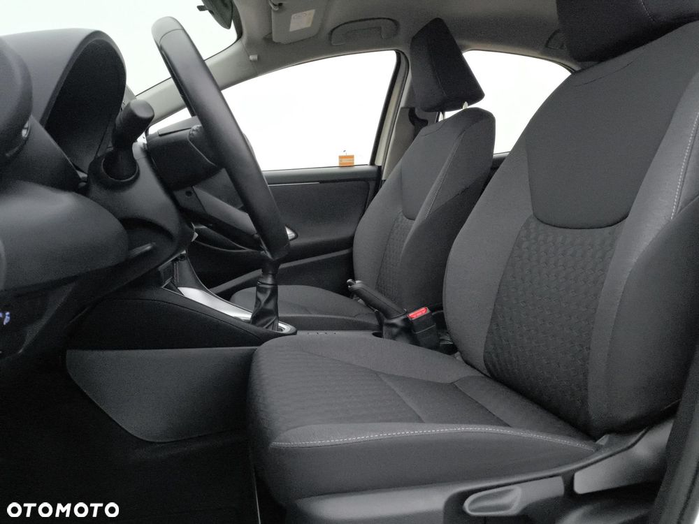 Toyota Yaris 1.0 Comfort - 26