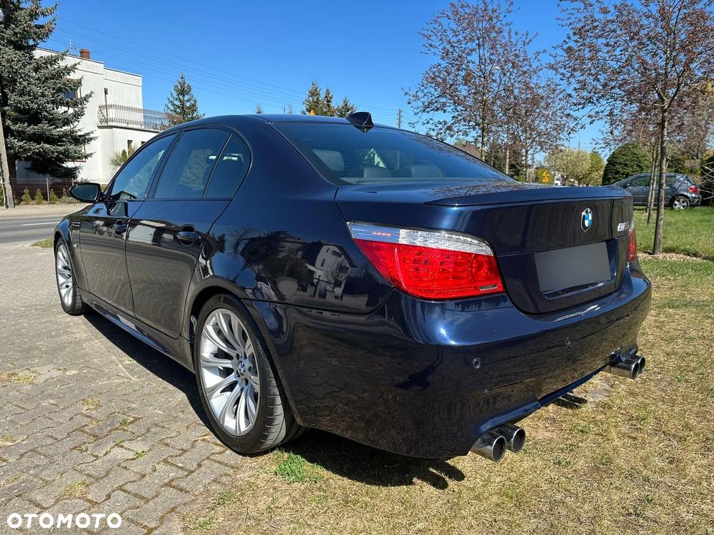 BMW M5 Standard - 9