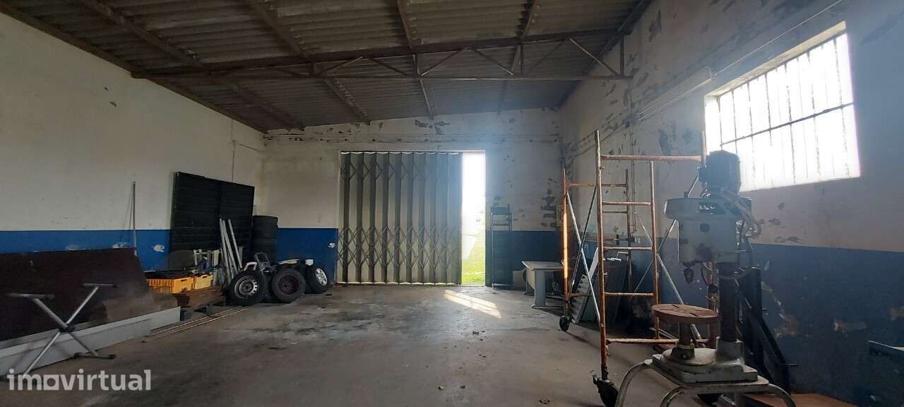 Venda judicial - Armazéns com terreno em Lavos, Figueira da Foz - Grande imagem: 3/31