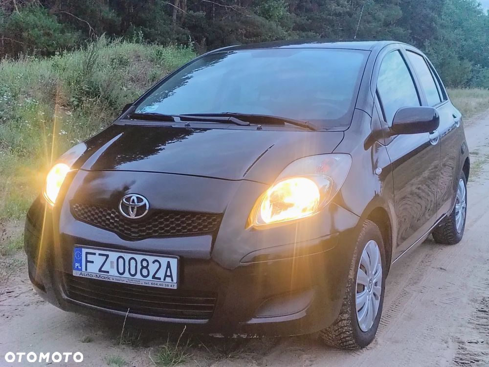 Toyota Yaris 1.33 Luna - 1