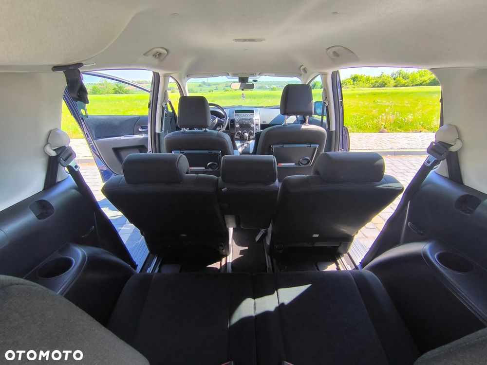 Mazda 5 - 12