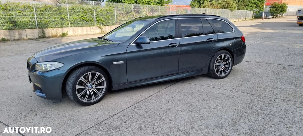 BMW Seria 5 525d Touring Sport-Aut. - 9