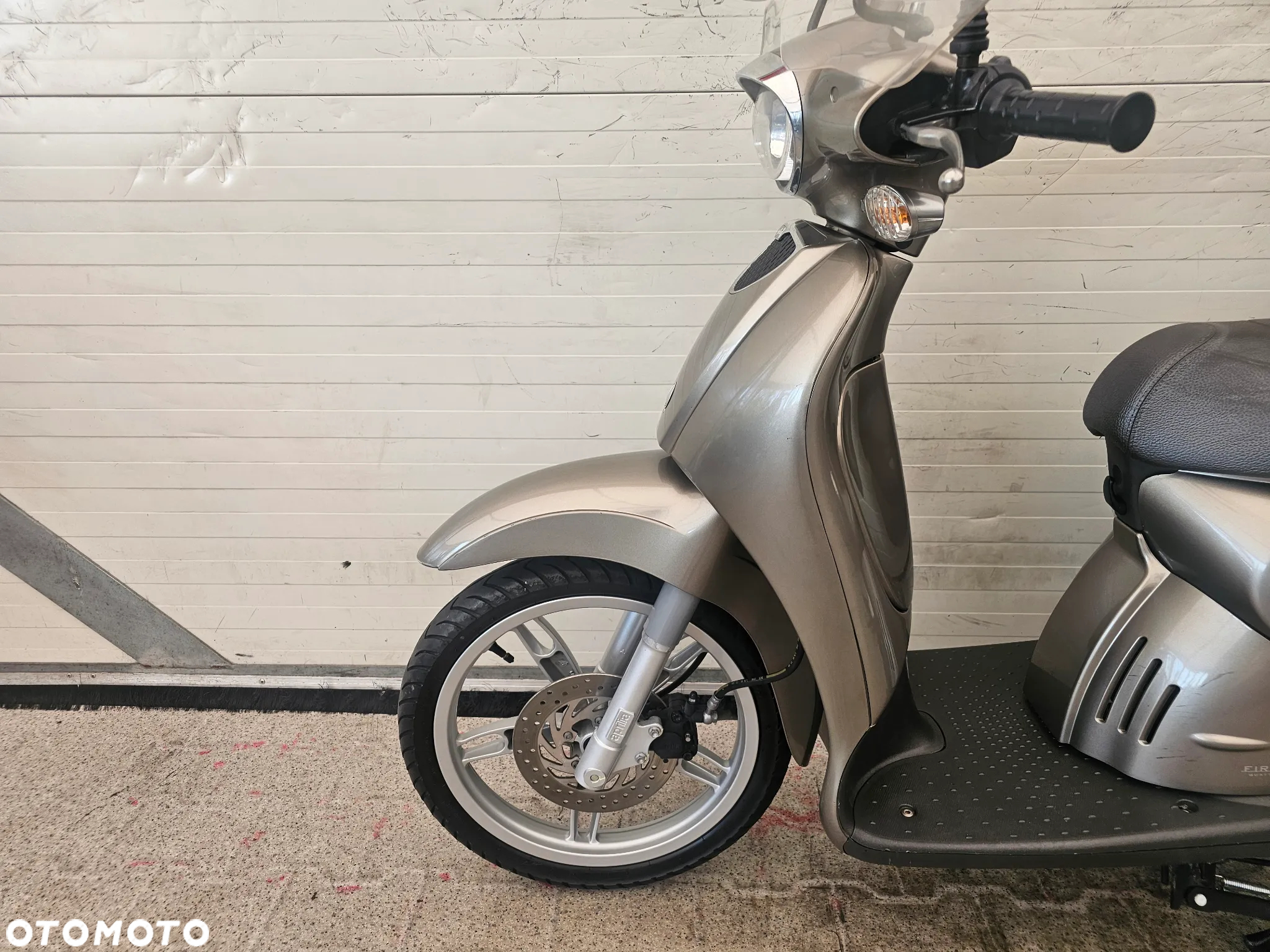 Aprilia Scarabeo - 5
