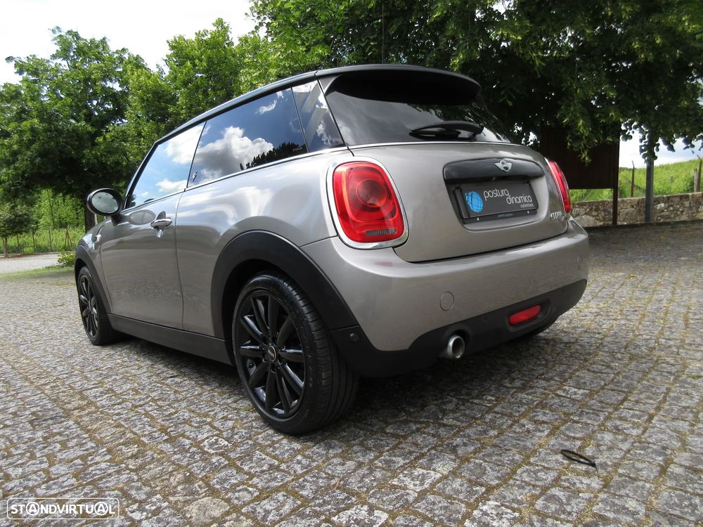 MINI 3 Portas Cooper D Aut. - 16