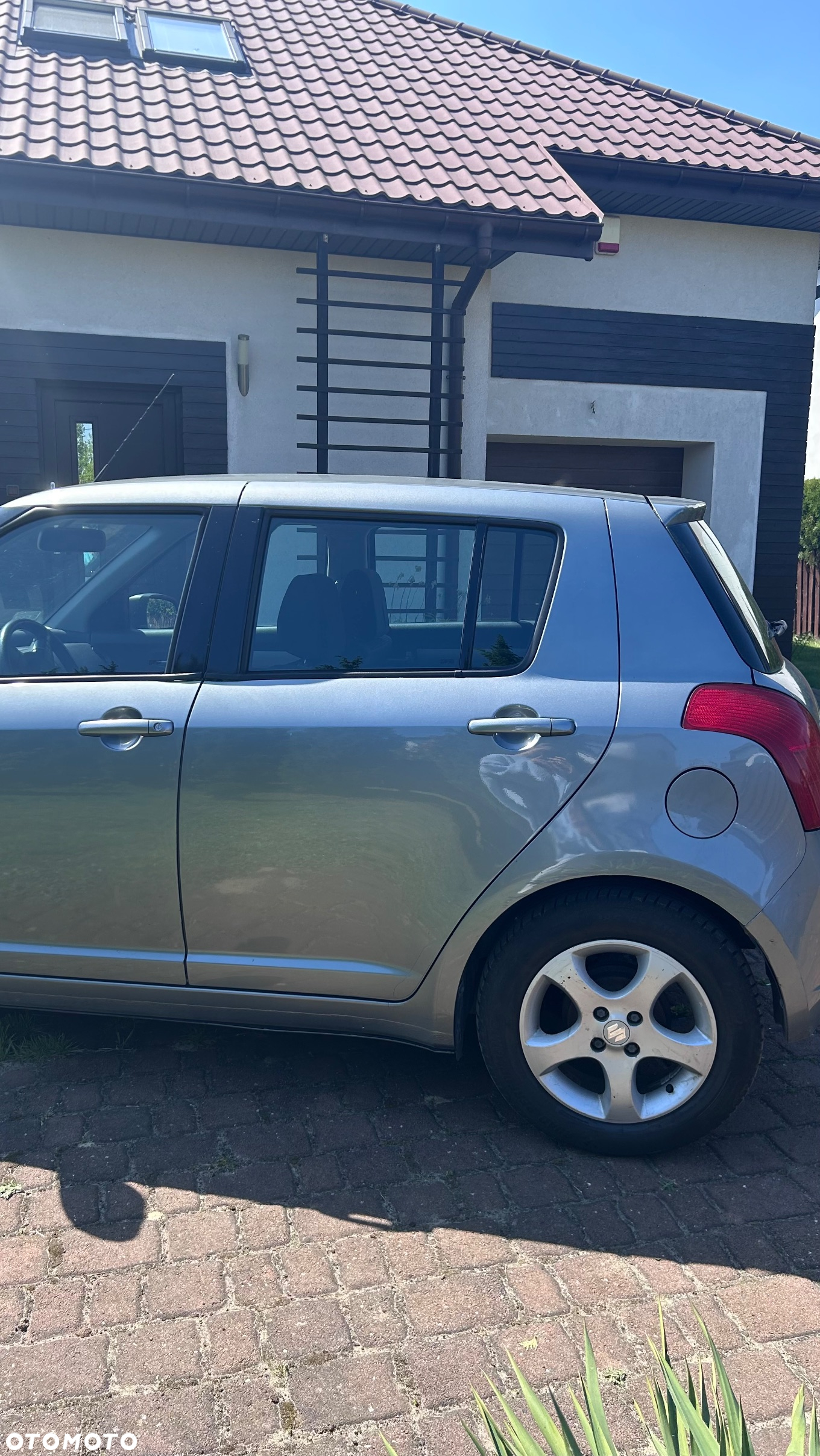 Suzuki Swift - 2