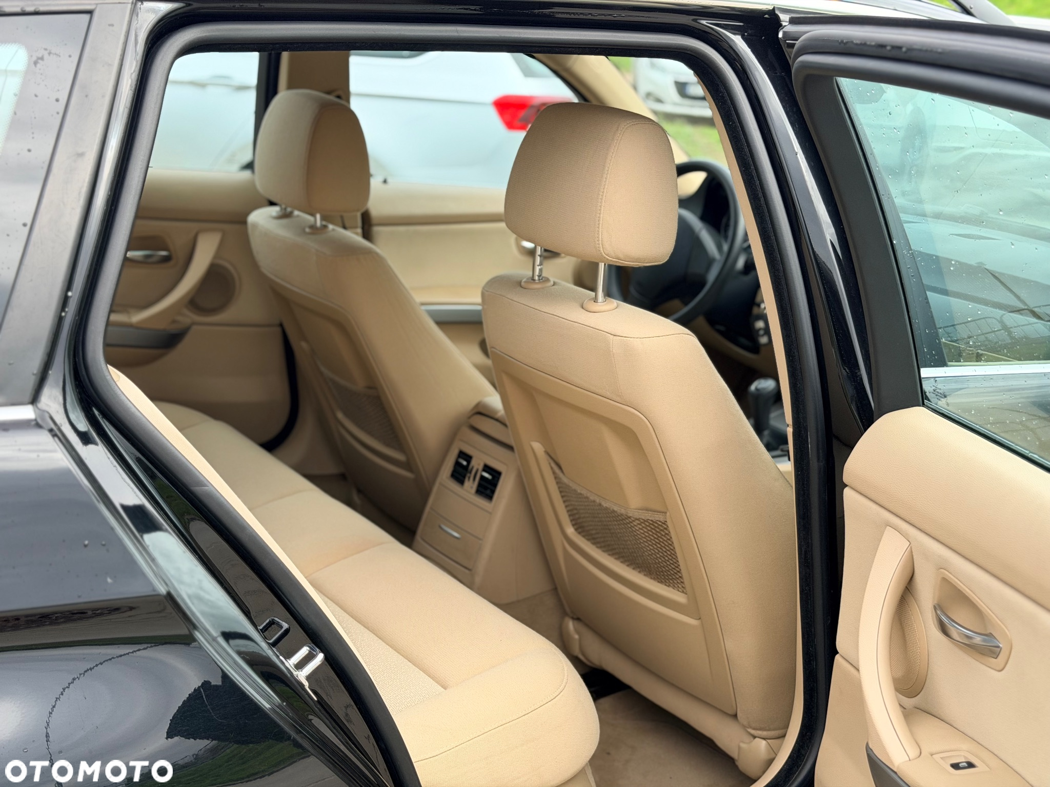 BMW Seria 3 325i - 13