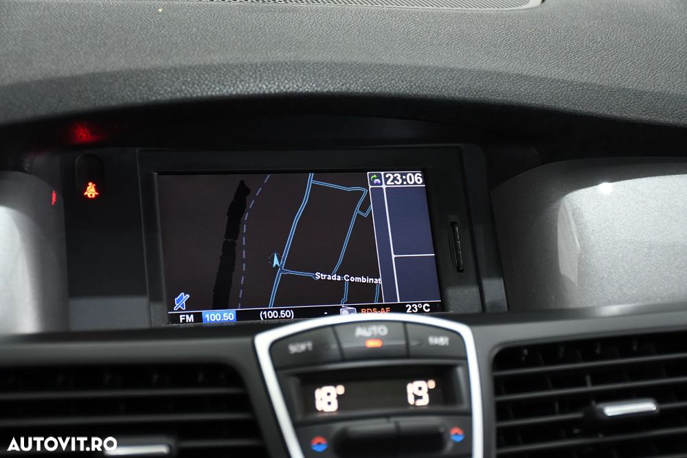 Renault Laguna ENERGY dCi 175 FAP Start & Stop GT - 18