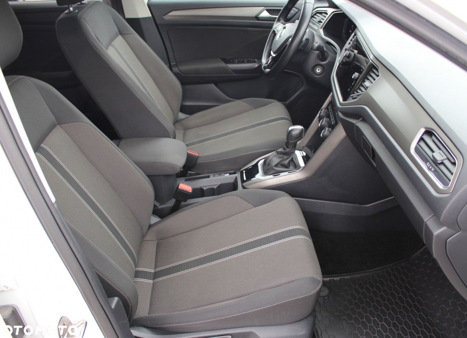 Volkswagen T-Roc 1.5 TSI GPF ACT Advance DSG - 16