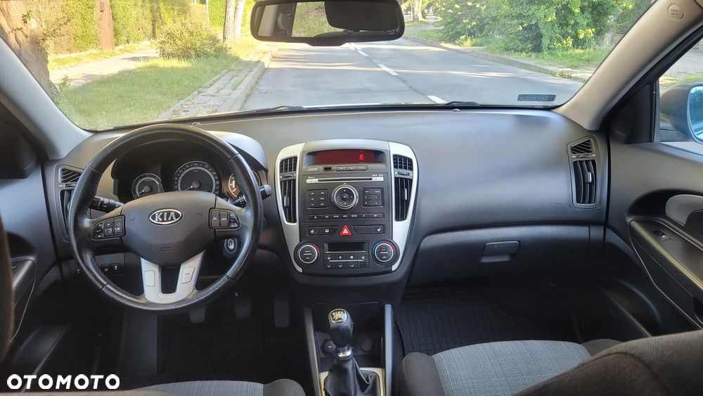Kia Ceed 1.6 Crdi Comfort + - 11