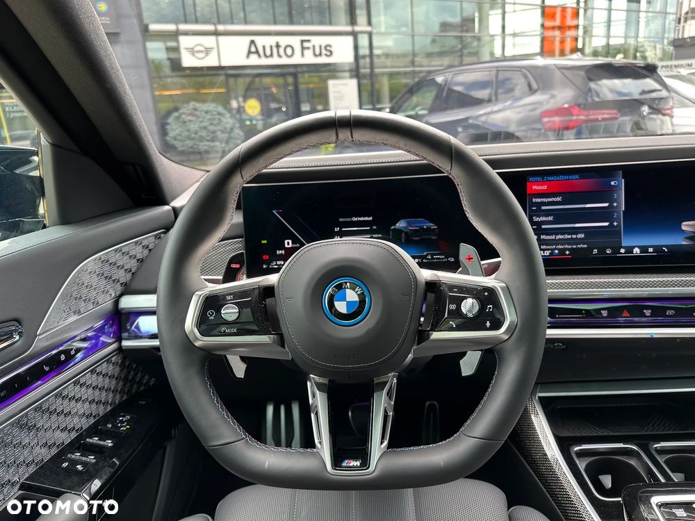 BMW Seria 7 M760e PHEV xDrive Individual Edition sport - 25