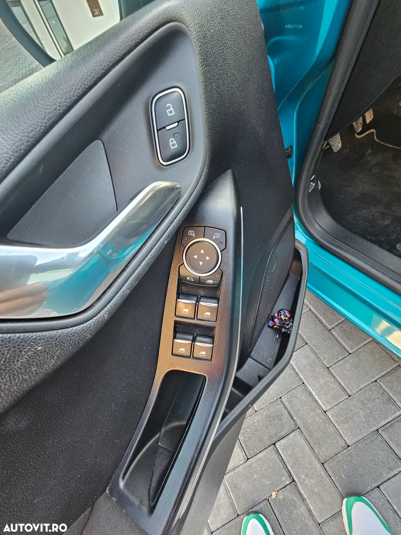 Ford Fiesta 1.0 EcoBoost Titanium - 33
