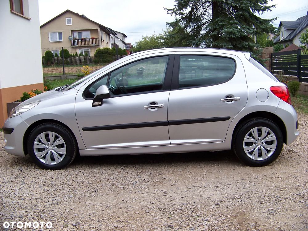 Peugeot 207 1.4 Trendy - 4