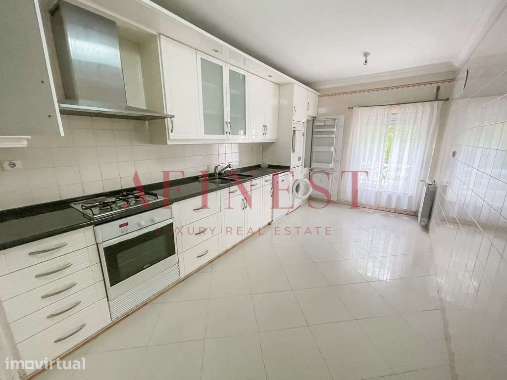 Apartamento T3 para Arrendamento nos Jardins da Parede - Grande imagem: 2/17