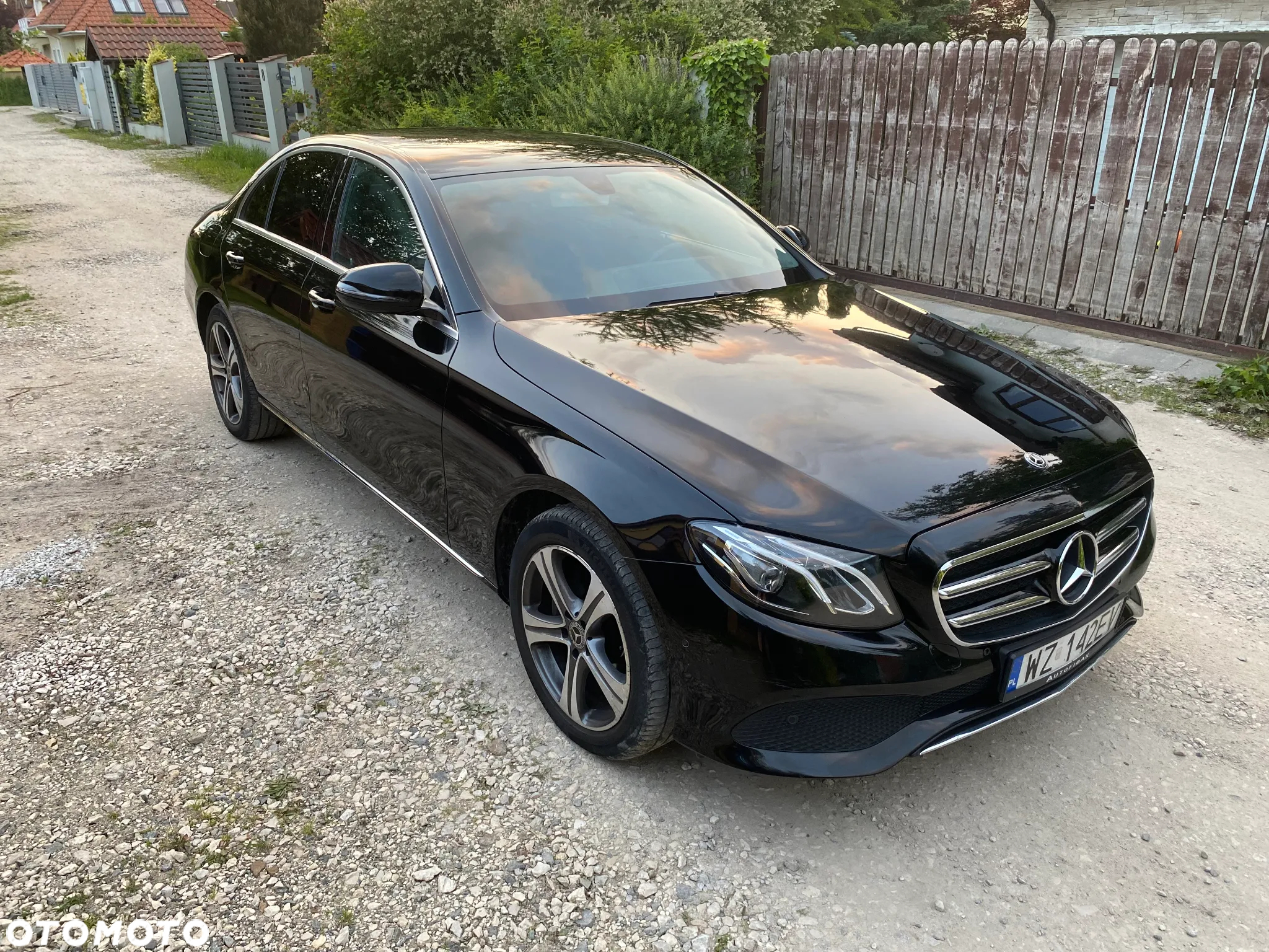 Mercedes-Benz Klasa E 220 d 4-Matic 9G-TRONIC - 11