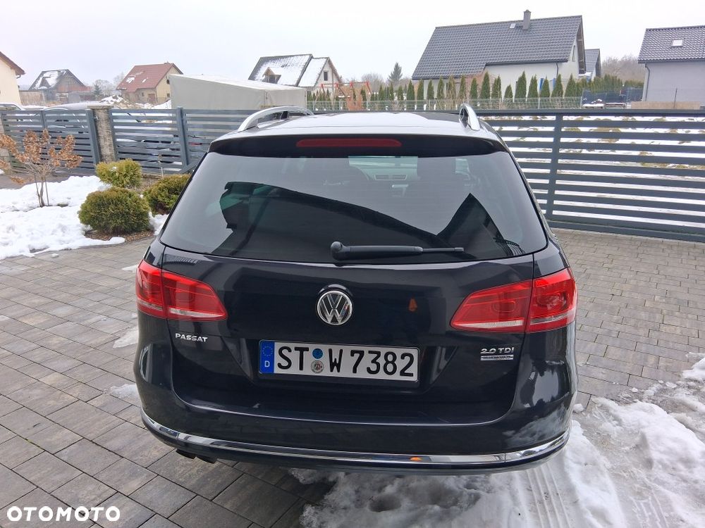 Volkswagen Passat 2.0 TDI BlueMotion Technology Comfortline - 4