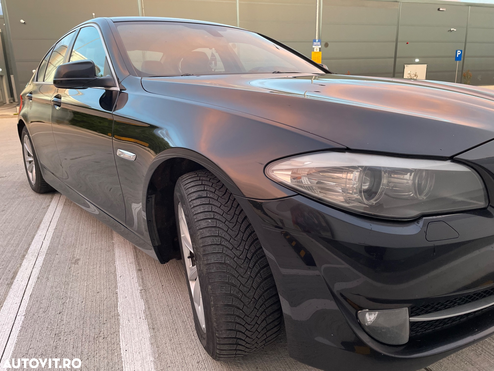 BMW Seria 5 520d - 8
