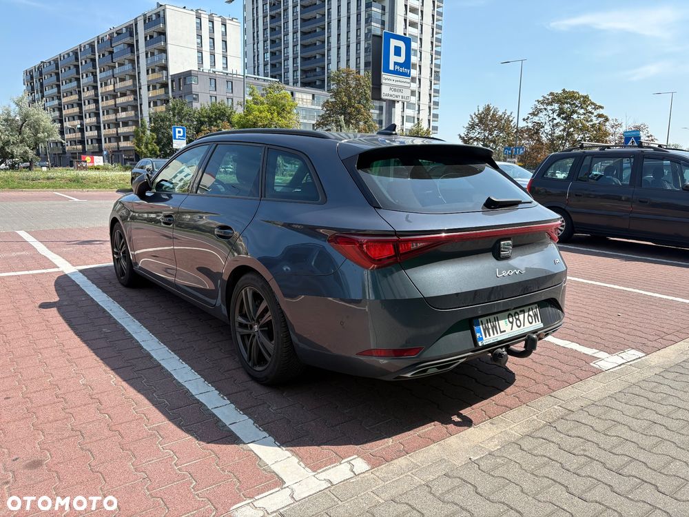 Seat Leon 1.5 eTSI FR DSG - 4