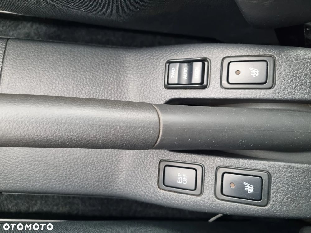 Suzuki SX4 1.9 DDiS DPF 4x4 Comfort - 12