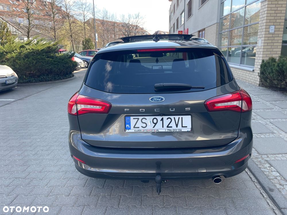 Ford Focus - 8