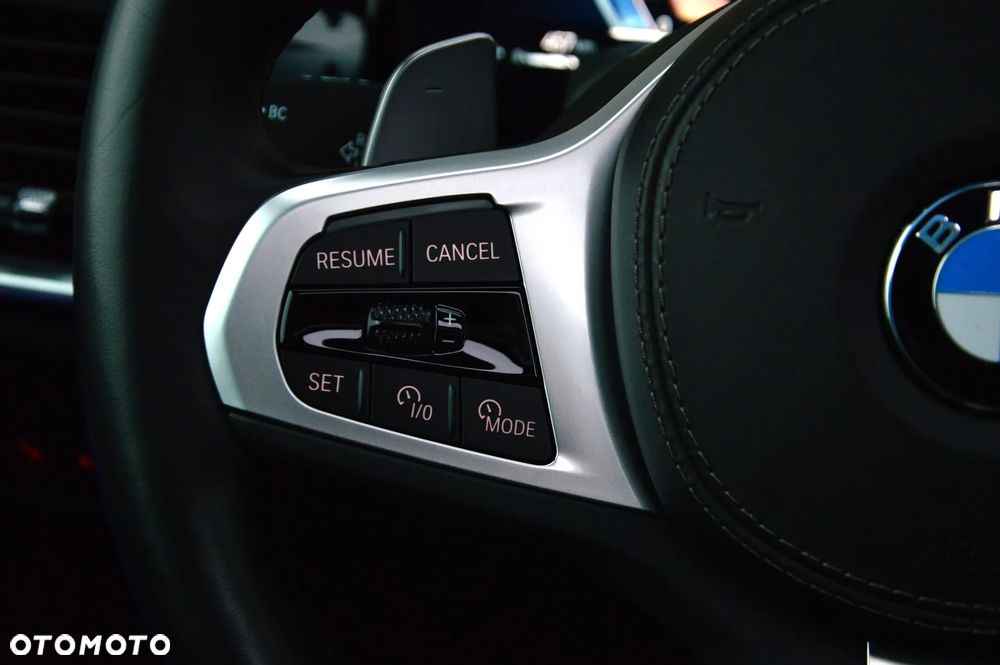 BMW X6 xDrive40d - 26