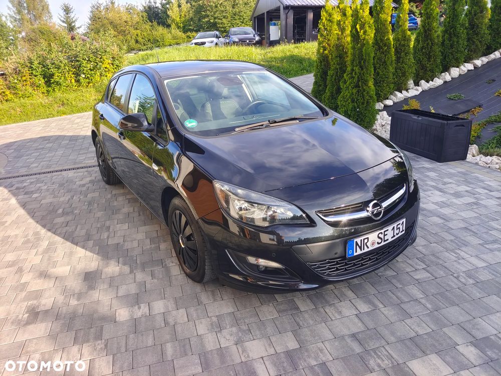 Opel Astra 1.4 T Cosmo - 22