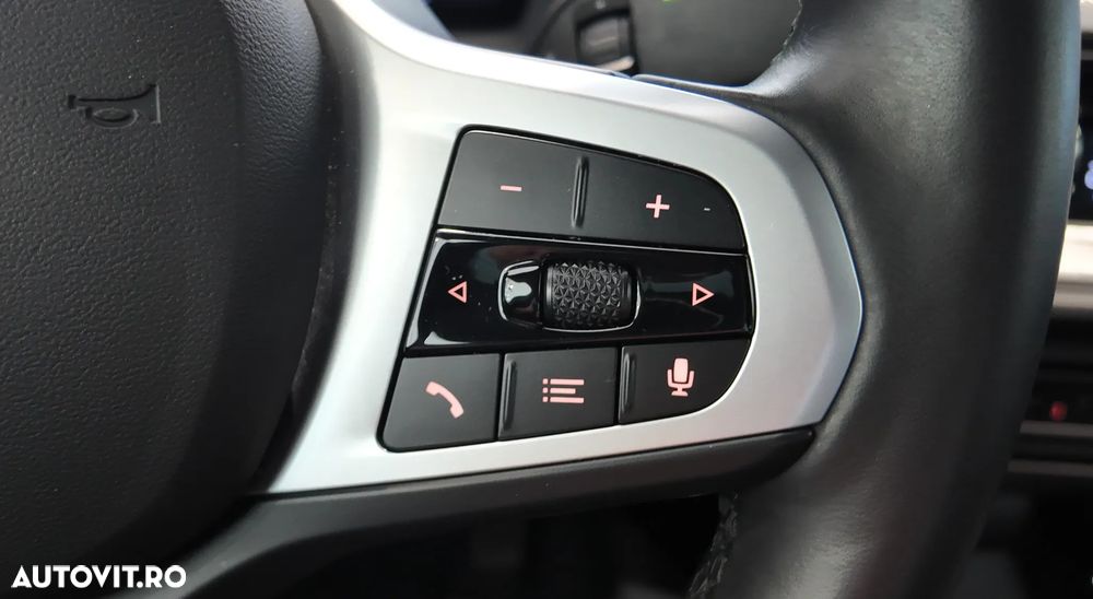 BMW Seria 2 218i Aut. M Sport - 25