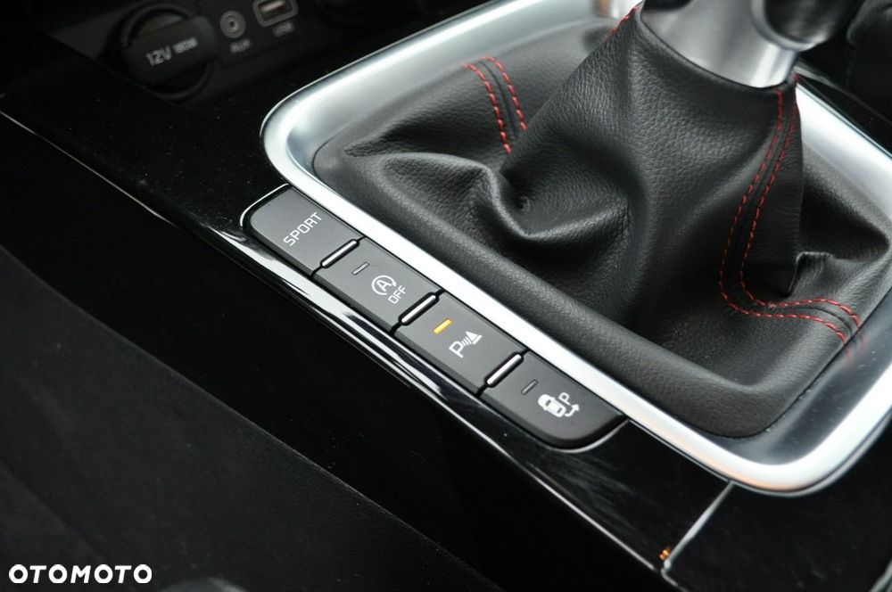 Kia ProCeed 1.6 T-GDI OPF GT - 27