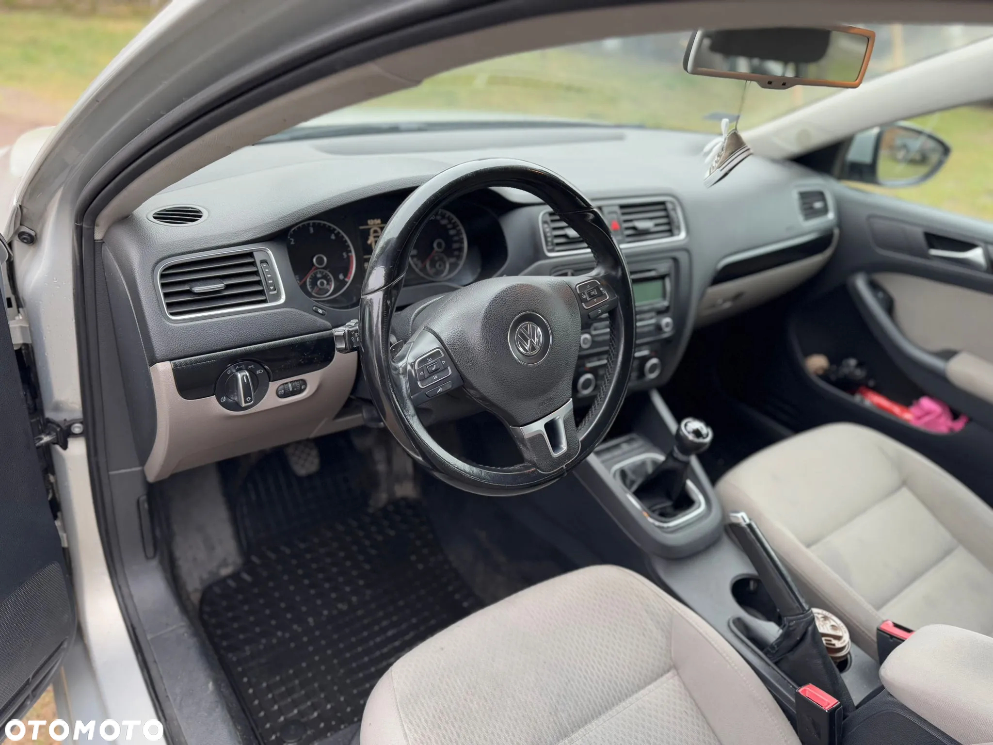 Volkswagen Jetta 1.6 TDI Comfortline - 15