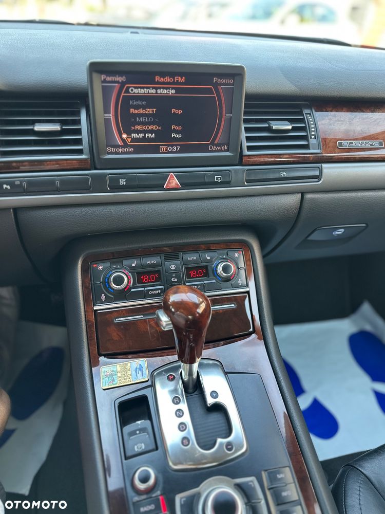 Audi A8 3.7 Quattro - 17