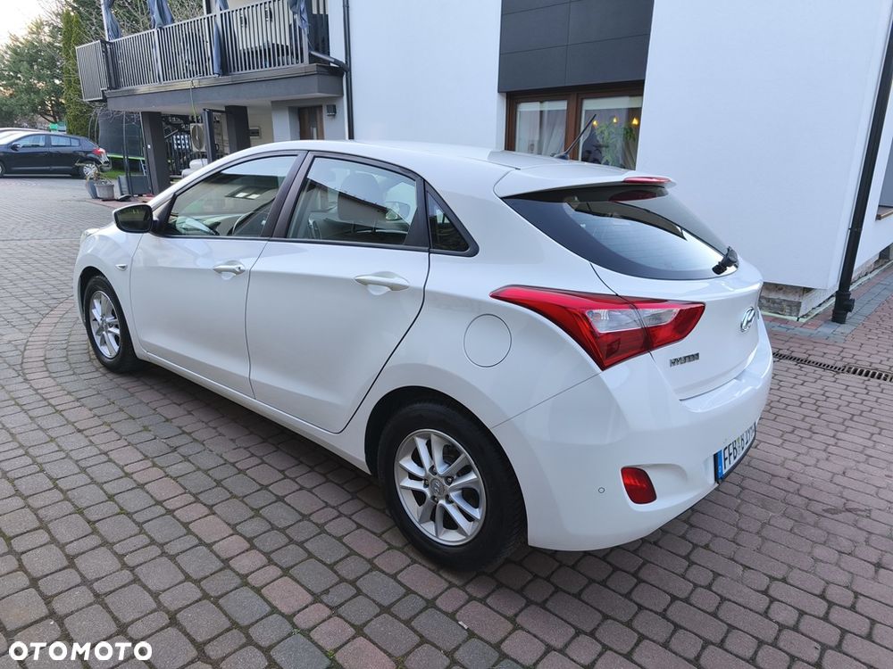 Hyundai i30 1.4 Comfort - 14