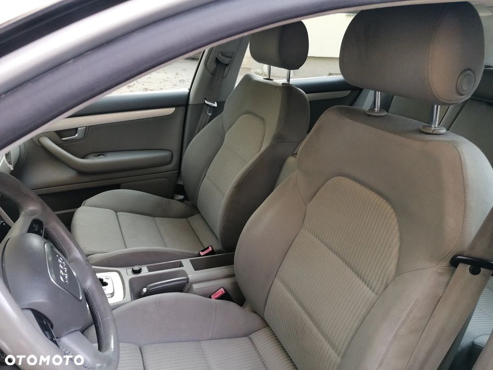 Audi A4 ver-avant-2-5-tdi-multitronic - 6