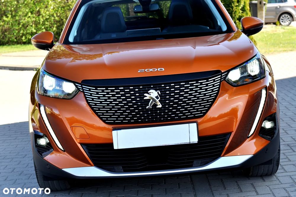 Peugeot 2008 1.2 Pure Tech GPF Allure S&S EAT6 - 7